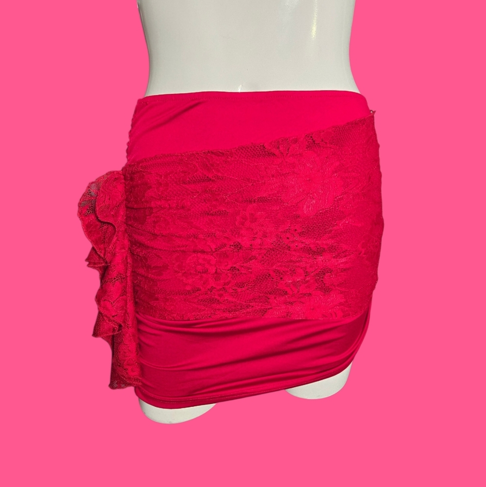 Elegant Pink Lace Women's Skirt